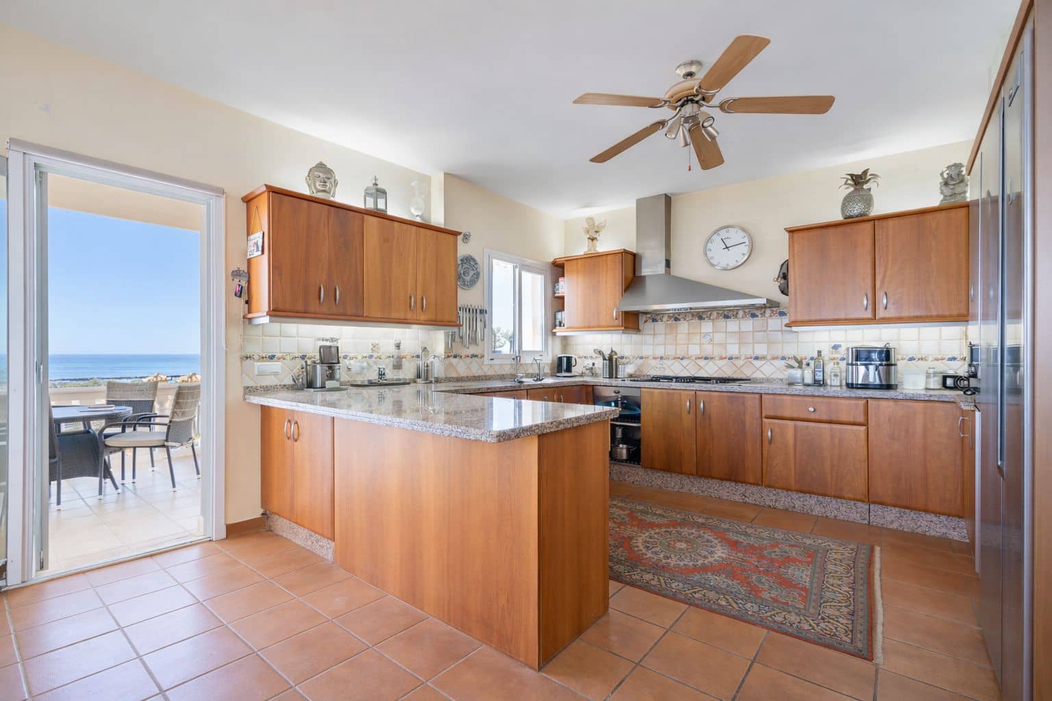 Finca/Casa Rural de 6 habitaciones en Estepona en venta - 1.395.000 € (Ref: 9738919)