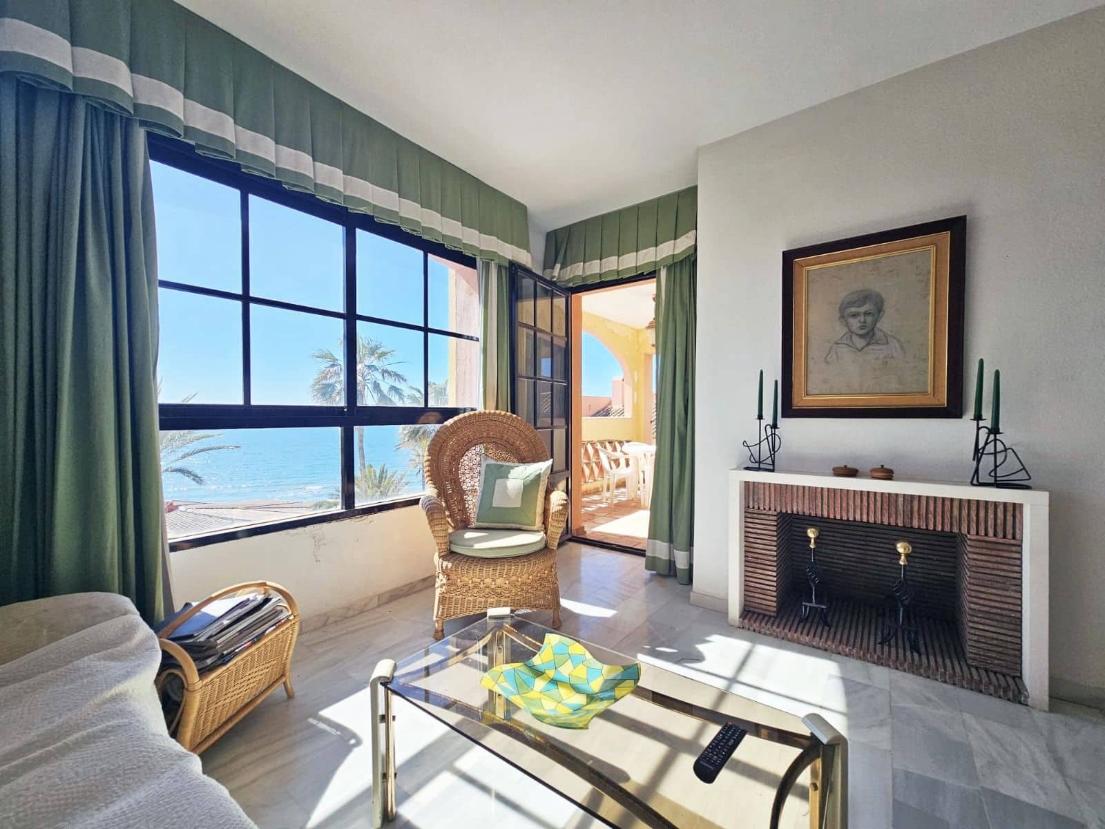 2 bedroom Beach Apartment for sale in Calahonda - € 490,000 (Ref: 9743151)