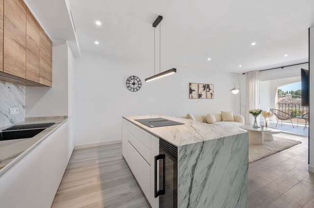 3 chambre Appartement à vendre à Nueva Andalucia, Marbella - 695 000 € (Ref: 9784561)