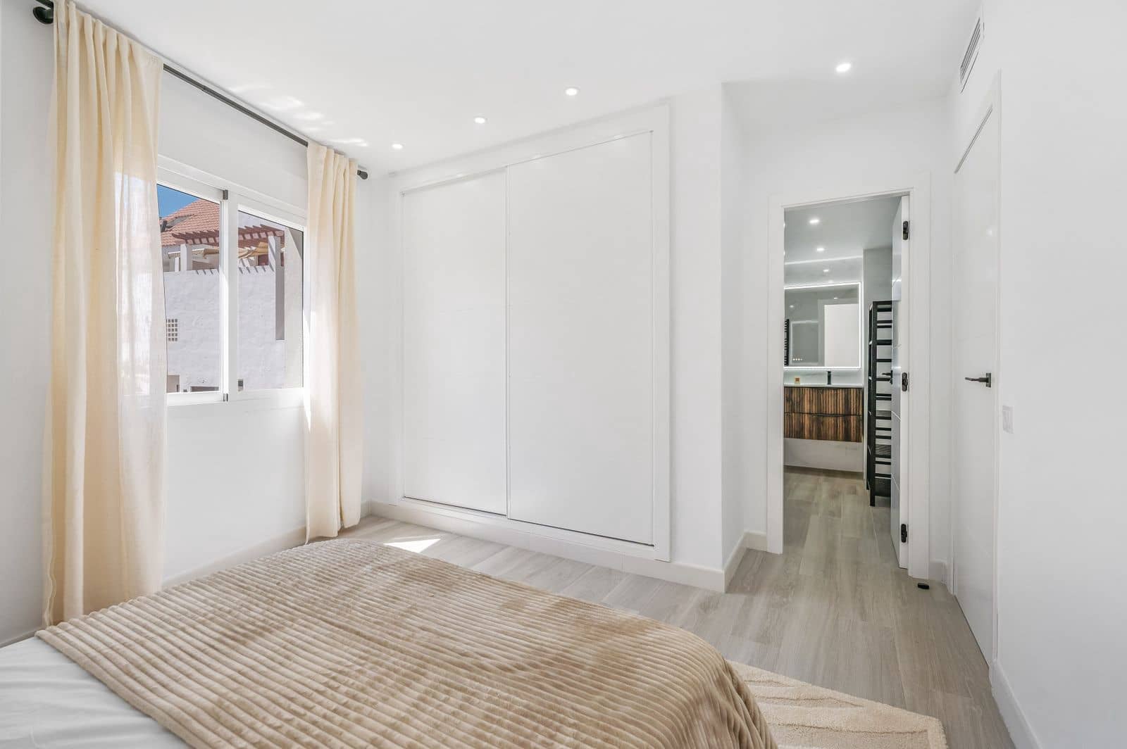 3 chambre Appartement à vendre à Nueva Andalucia - 695 000 € (Ref: 9784561)