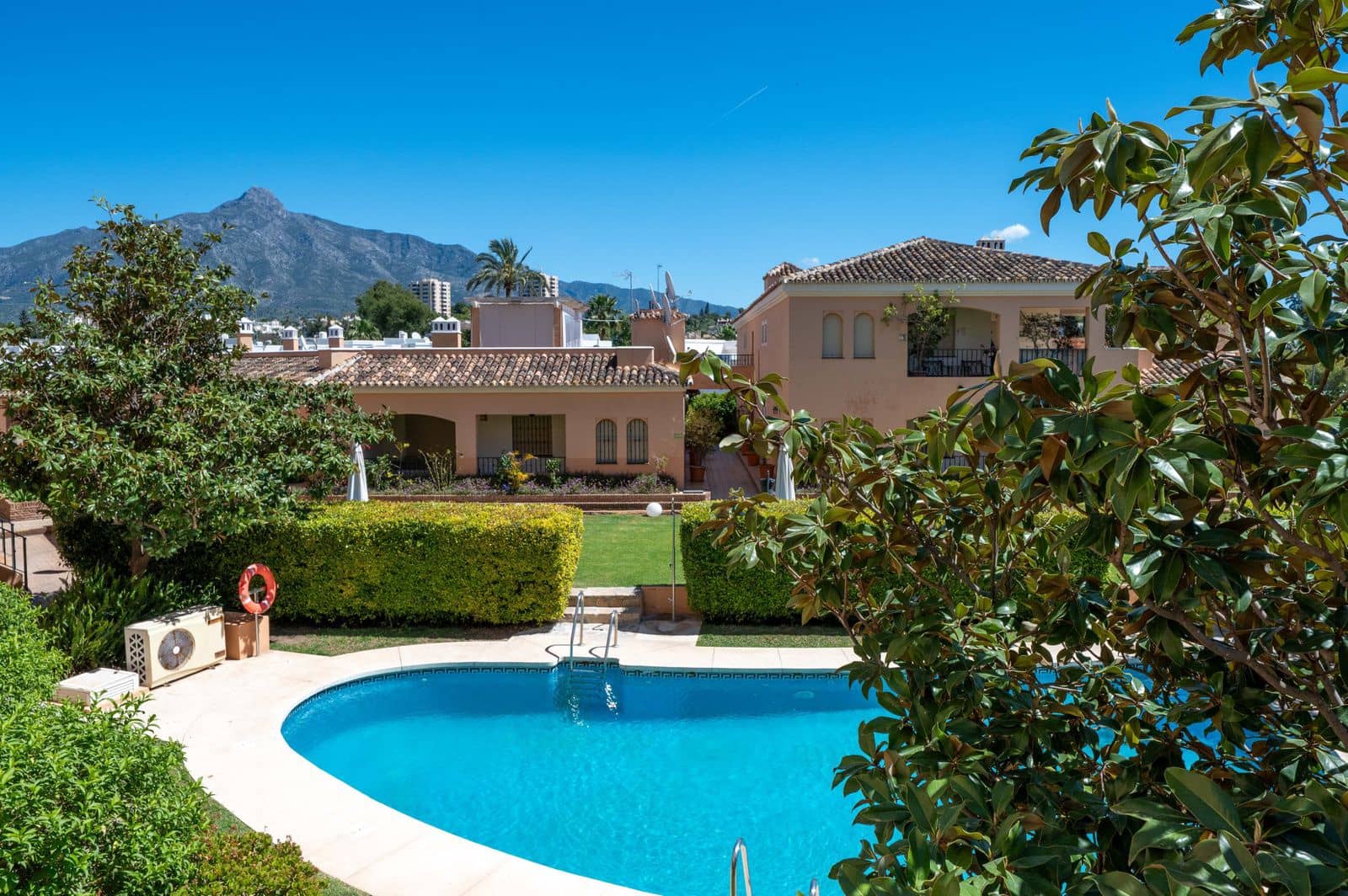 3 chambre Appartement à vendre à Nueva Andalucia - 695 000 € (Ref: 9784561)