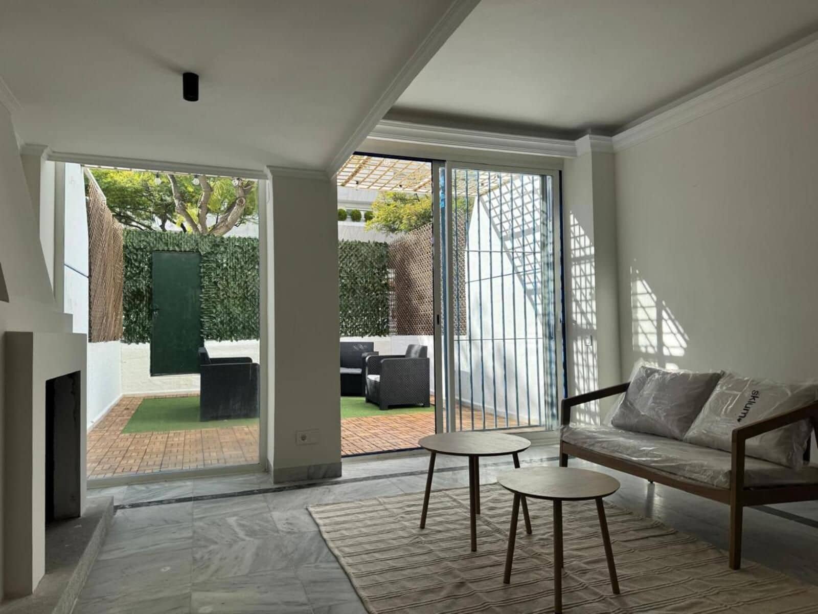 2 soveværelse Lejlighed til salg i Golden Mile - € 849.000 (Ref: 9784564)