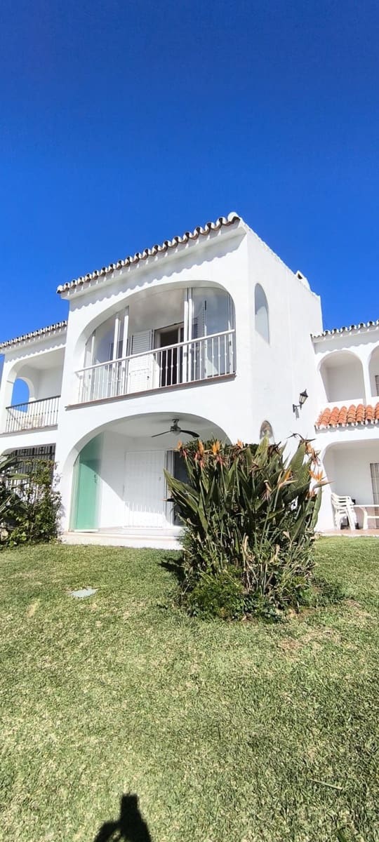 2 bedroom Townhouse for sale in Riviera del Sol - € 375,000 (Ref: 9784565)