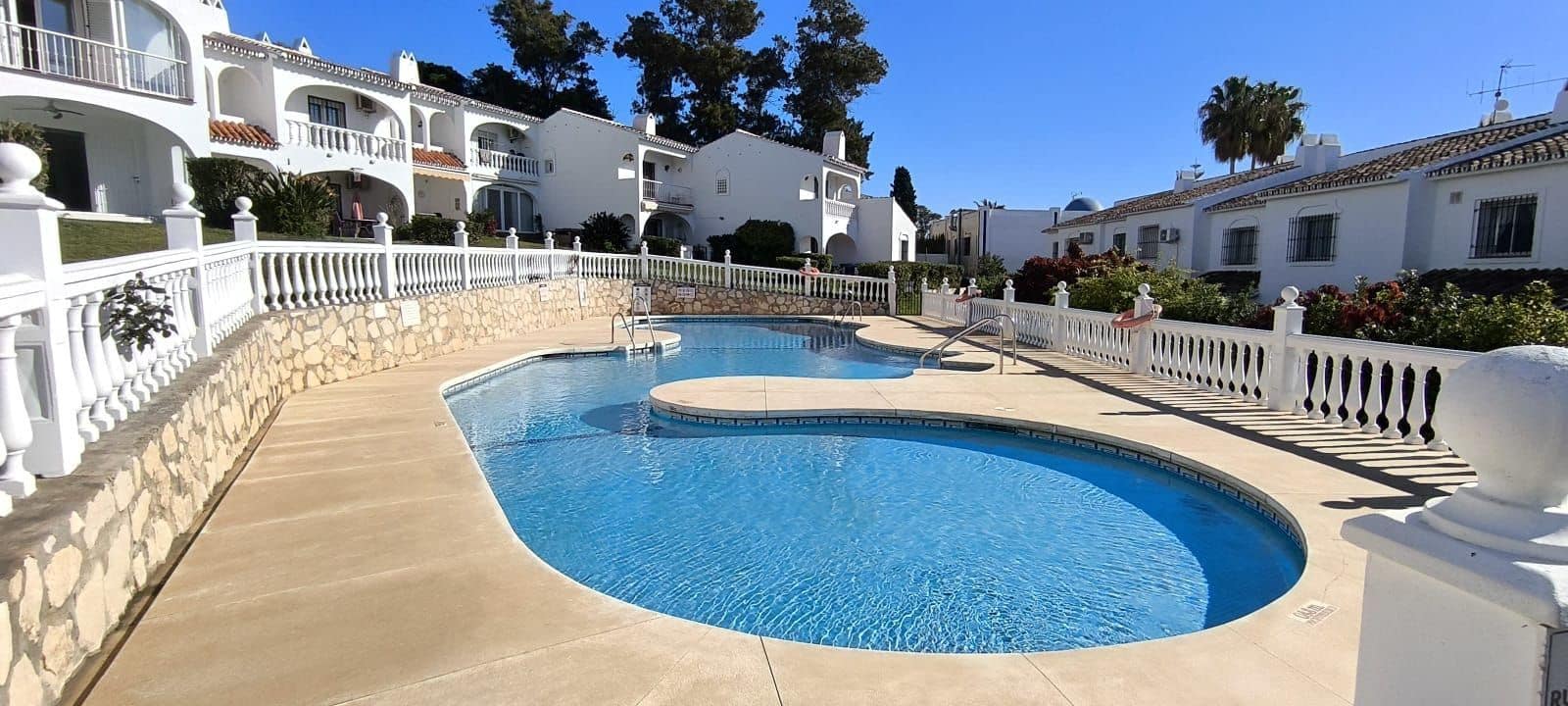 2 bedroom Townhouse for sale in Riviera del Sol - € 375,000 (Ref: 9784565)