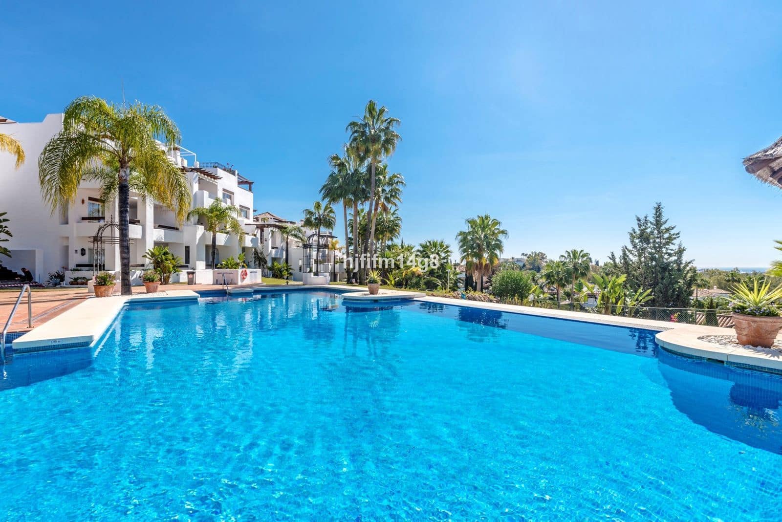 3 soverom Leilighet til salgs i Nueva Andalucia - € 795 000 (Ref: 9784566)