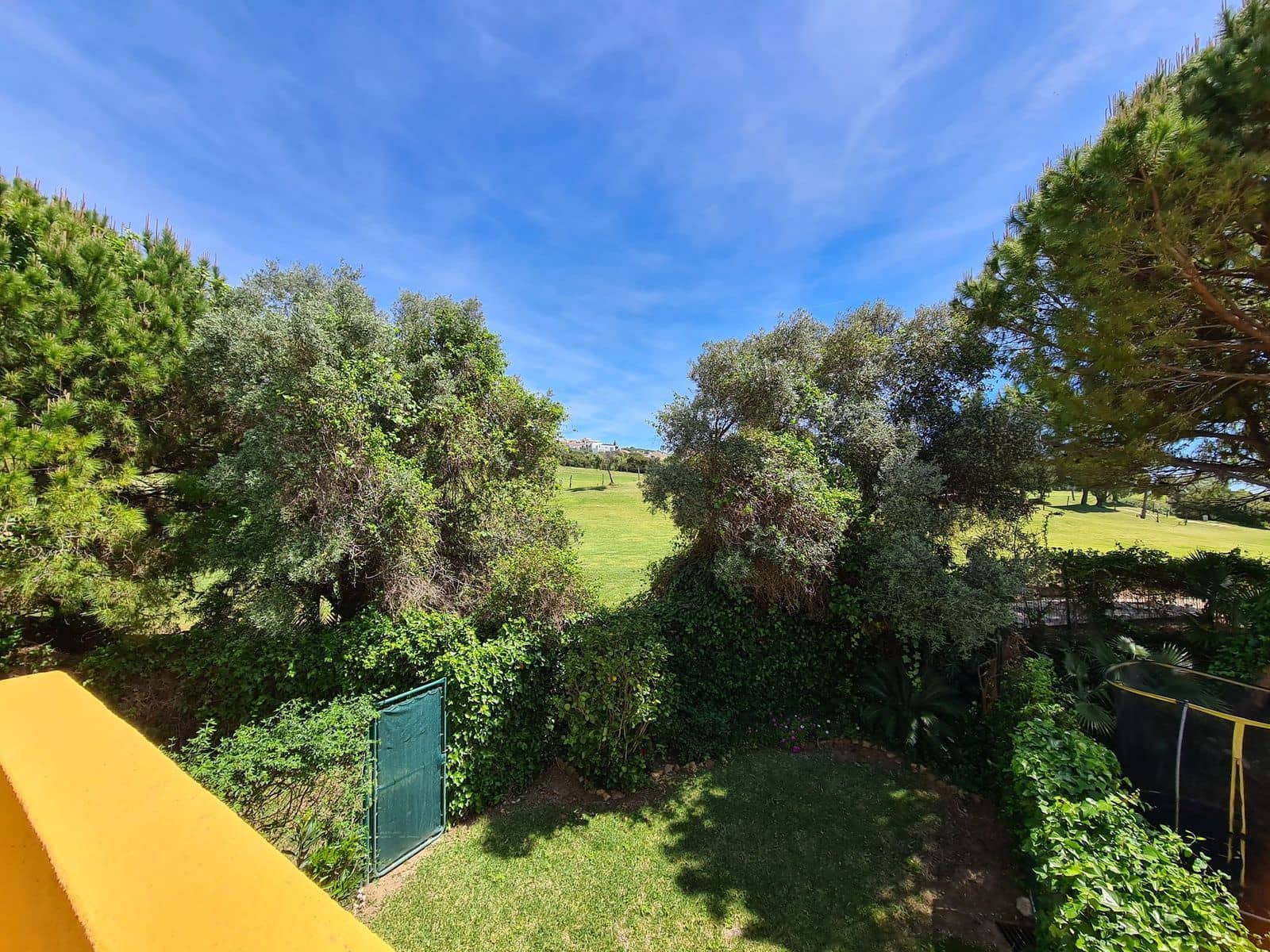 3 makuuhuone Paritalo myytävänä paikassa La Duquesa / Puerto de la Duquesa - 369 000 € (Ref: 9784572)