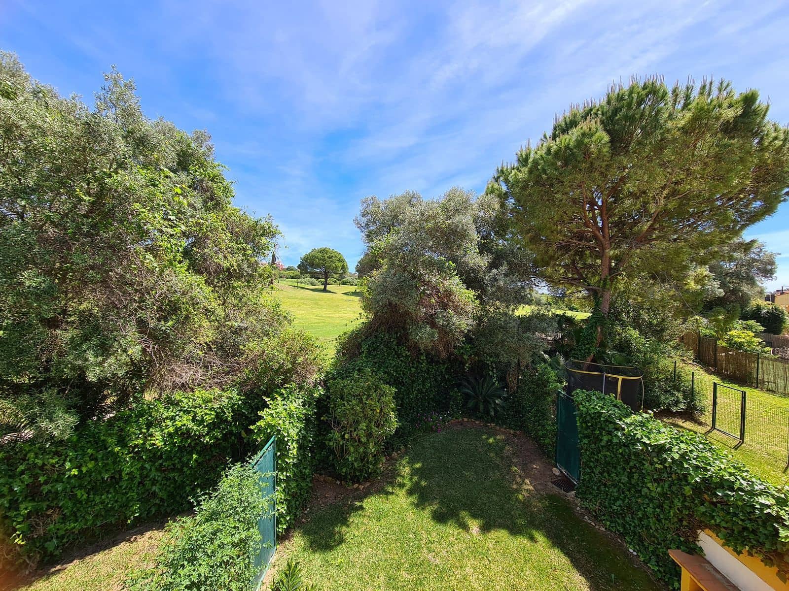 3 makuuhuone Paritalo myytävänä paikassa La Duquesa / Puerto de la Duquesa - 369 000 € (Ref: 9784572)