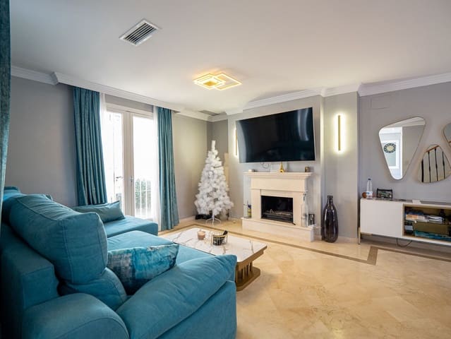 2 sypialnia Dom na sprzedaż w Nueva Andalucia, Marbella - 715 000 € (Ref: 9784573)