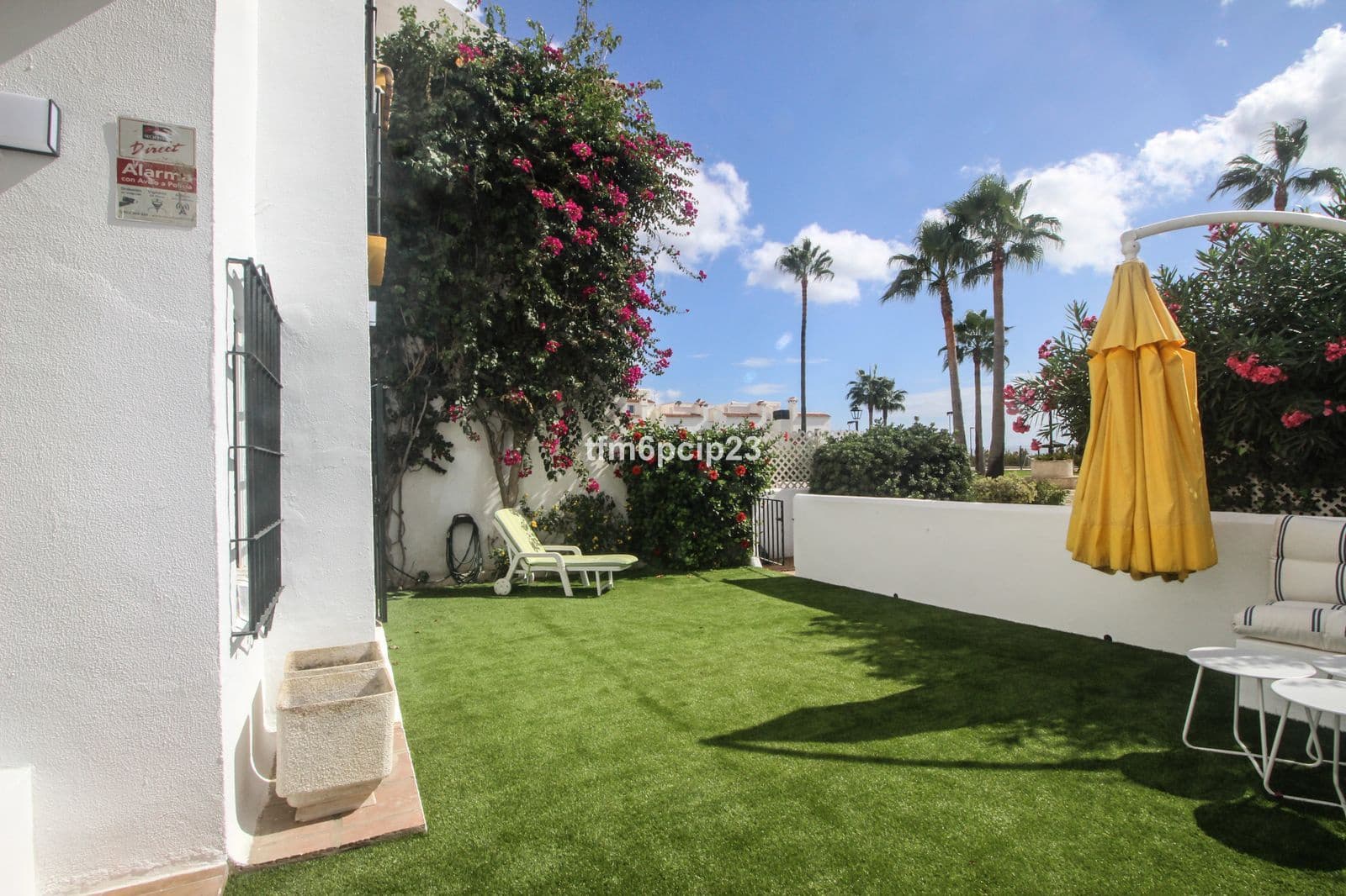 4 slaapkamer Halfvrijstaande villa te koop in Bahia de Casares - € 875.000 (Ref: 9784575)