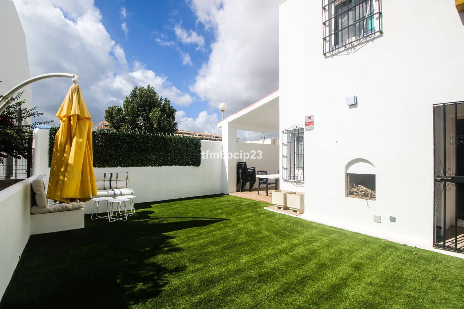 4 slaapkamer Halfvrijstaande villa te koop in Bahia de Casares - € 875.000 (Ref: 9784575)