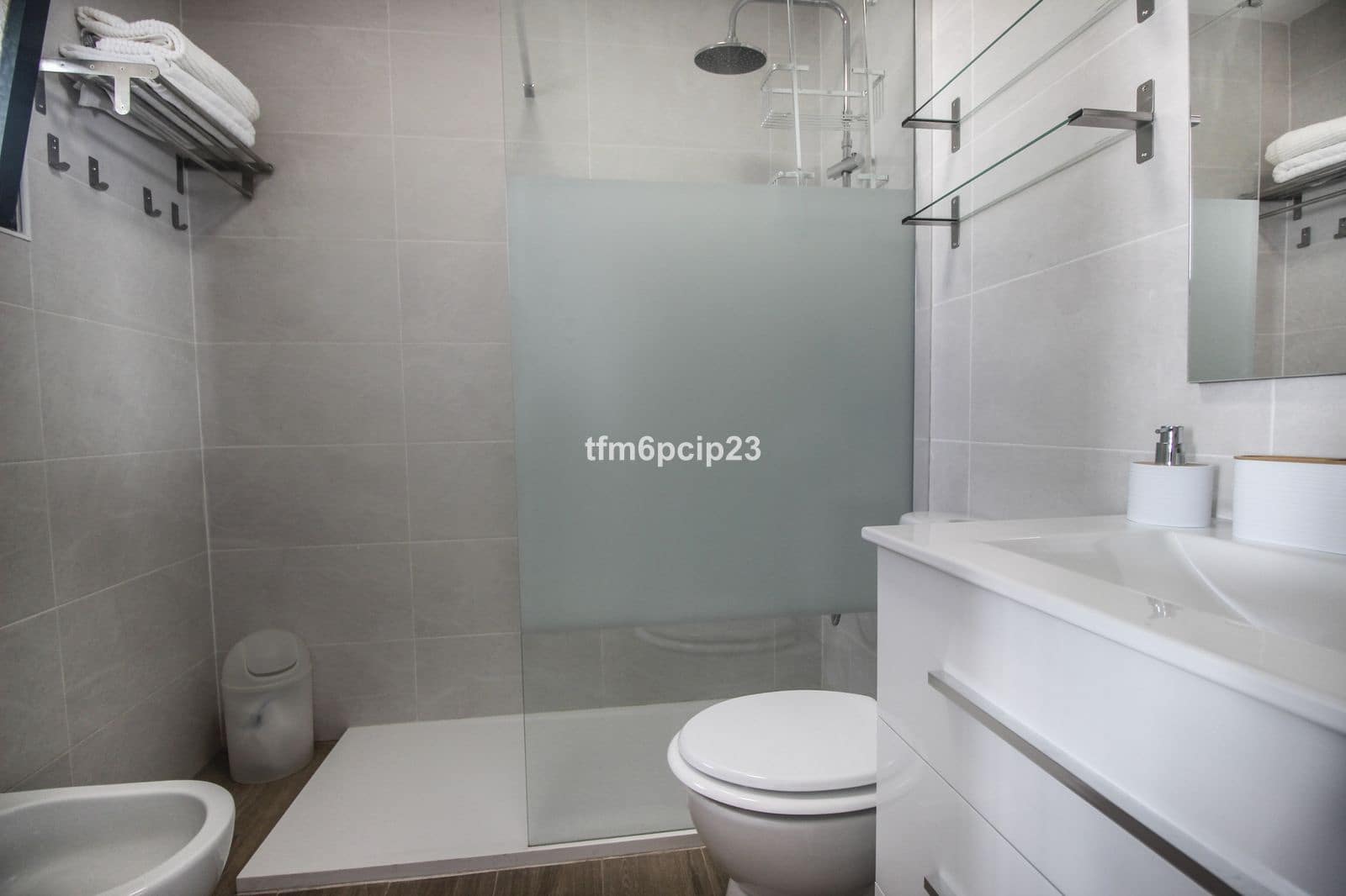 4 slaapkamer Halfvrijstaande villa te koop in Bahia de Casares - € 875.000 (Ref: 9784575)