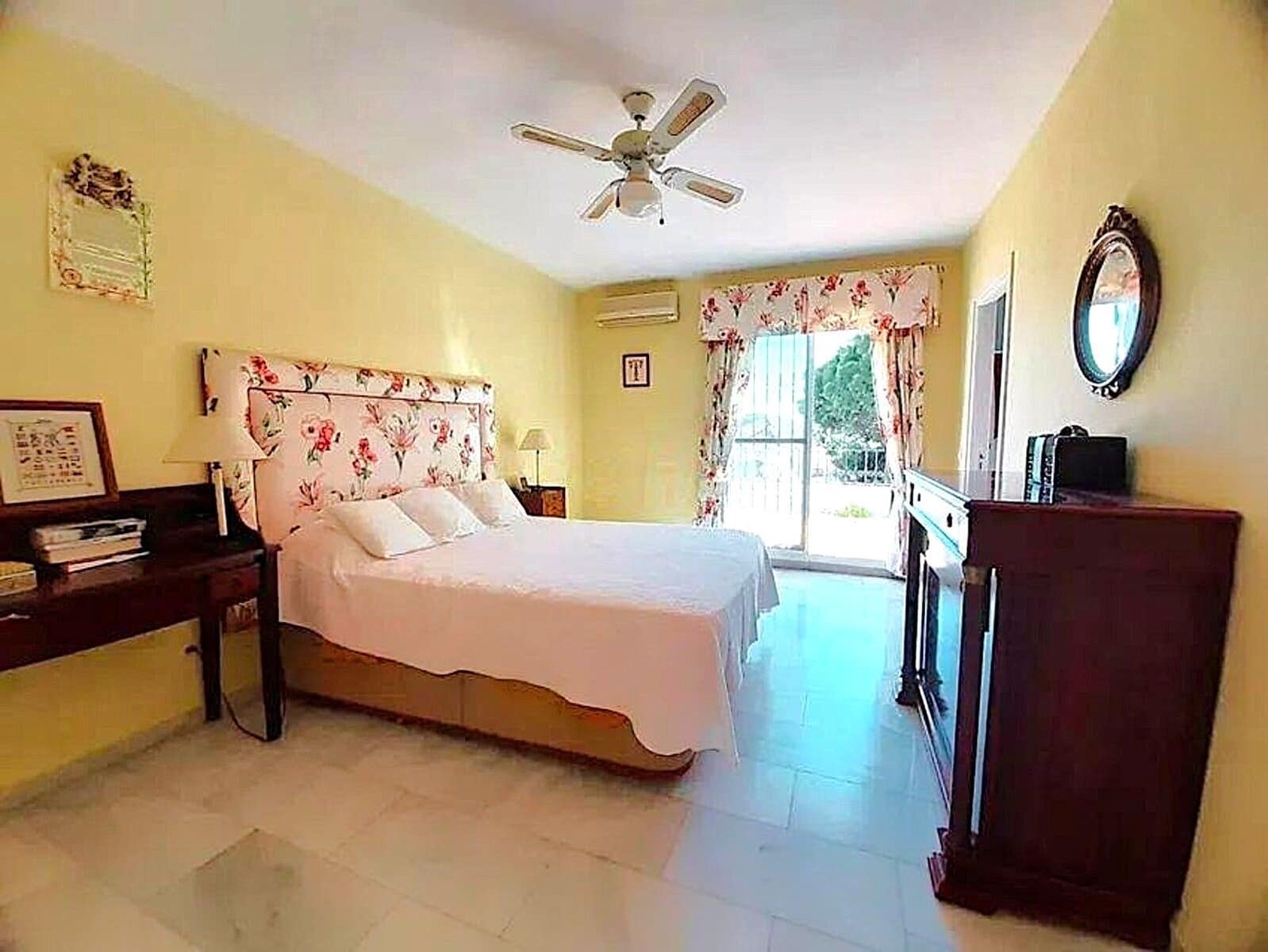 5 bedroom Townhouse for sale in Cabopino - € 943,000 (Ref: 9784576)