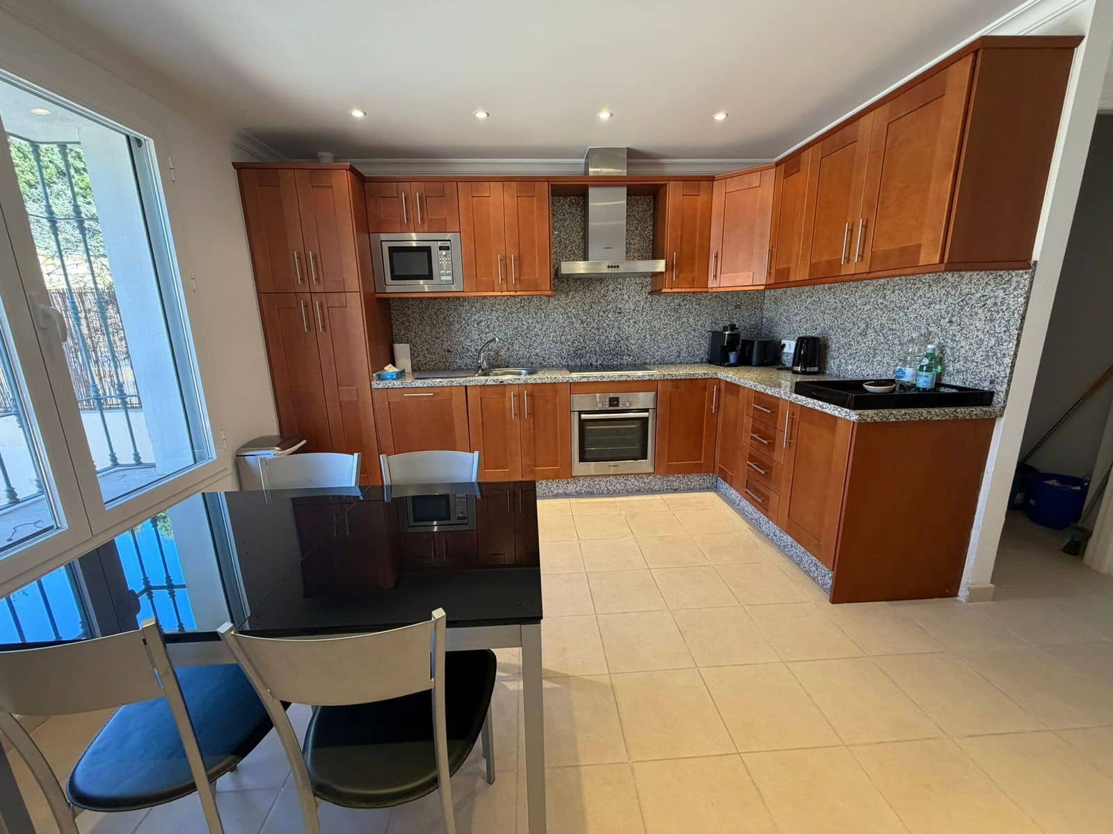 4 chambre Maison de Ville à vendre à Benahavis - 930 000 € (Ref: 9784583)