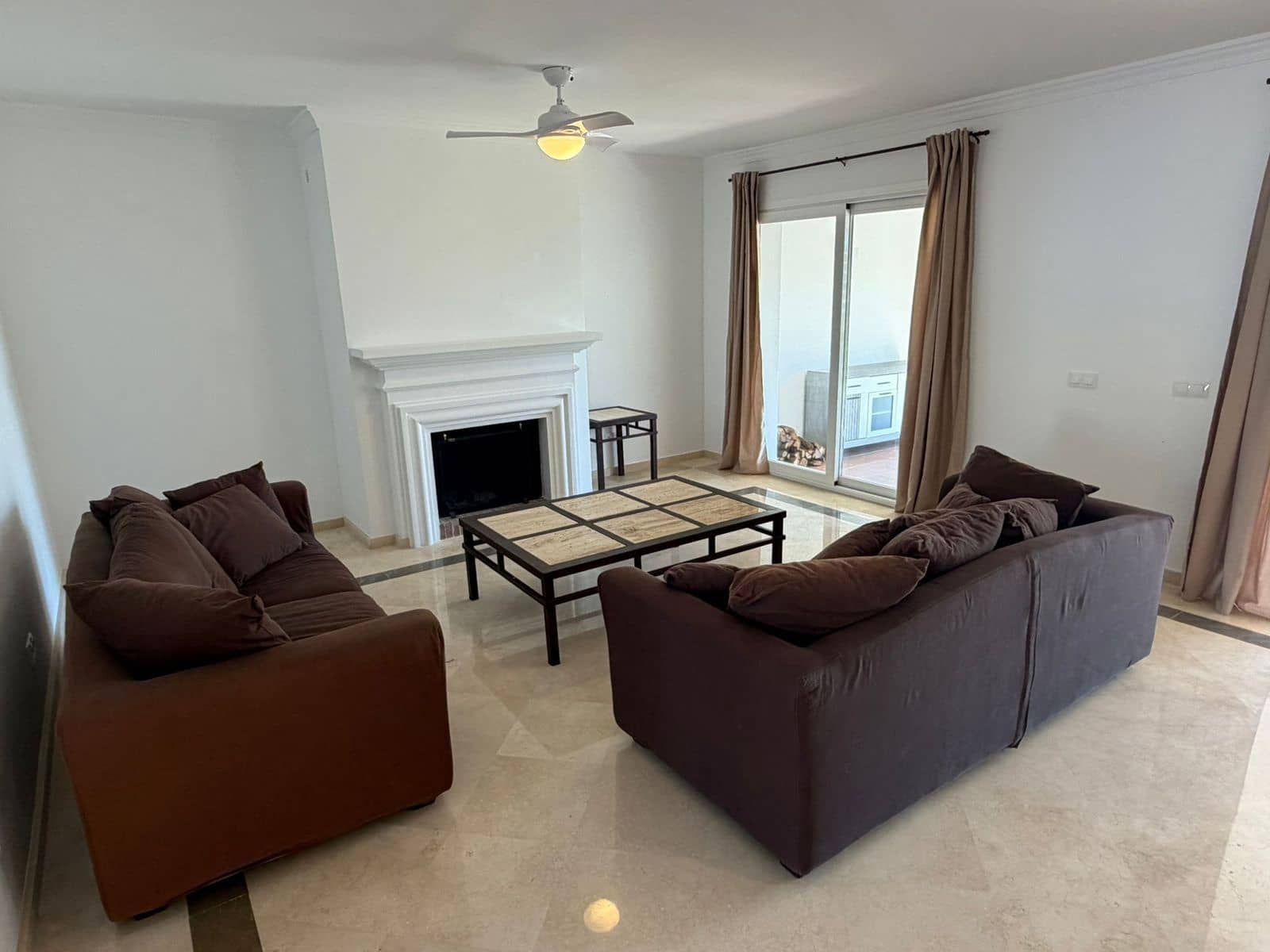 4 chambre Maison de Ville à vendre à Benahavis - 930 000 € (Ref: 9784583)