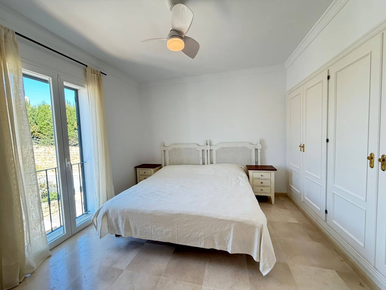 4 chambre Maison de Ville à vendre à Benahavis - 930 000 € (Ref: 9784583)