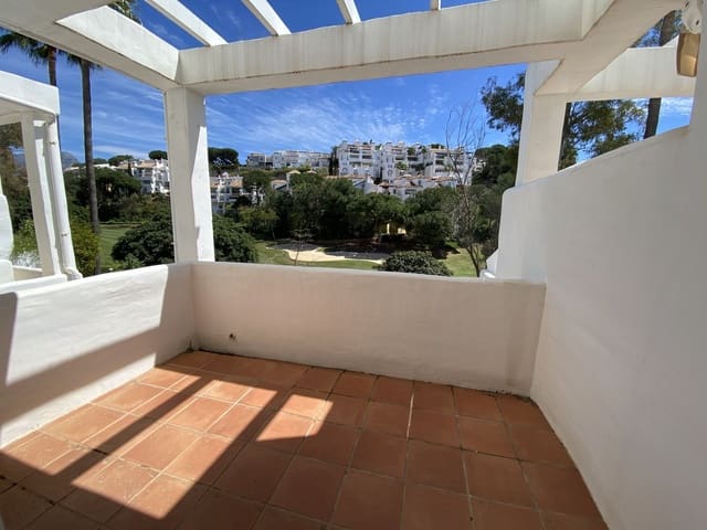 3 Zimmer Apartment zu verkaufen in La Quinta, Benahavís - 560.000 € (Ref: 9784584)
