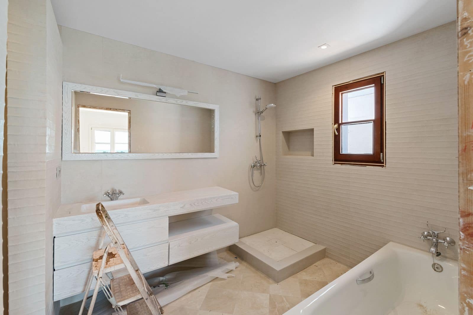 4 makuuhuone Omakotitalo myytävänä paikassa Benahavis - 980 000 € (Ref: 9784585)