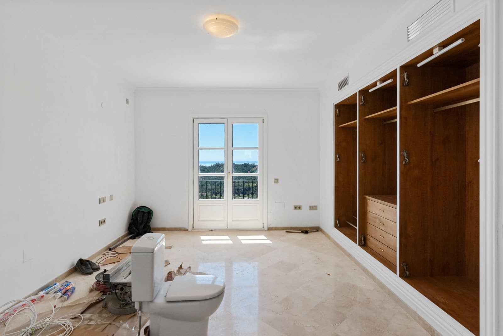 4 makuuhuone Omakotitalo myytävänä paikassa Benahavis - 980 000 € (Ref: 9784585)