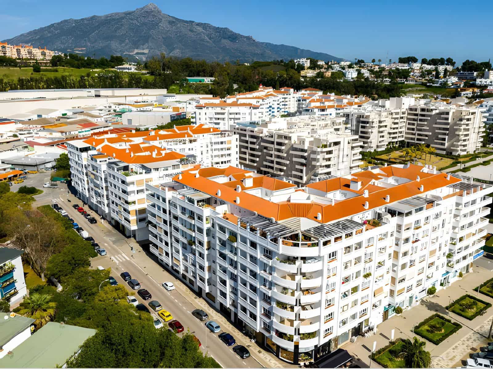 3 sovrum Takvåning till salu i Nueva Andalucia - 799 000 € (Ref: 9784588)