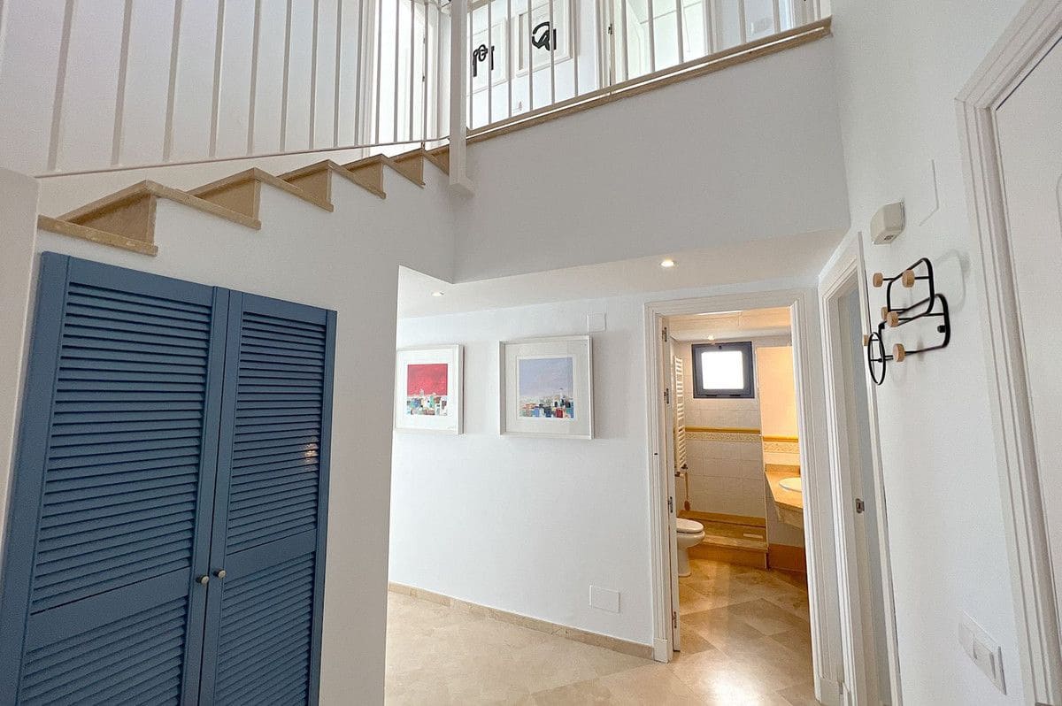 3 slaapkamer Huis te koop in La Alcaidesa - € 875.000 (Ref: 9784590)