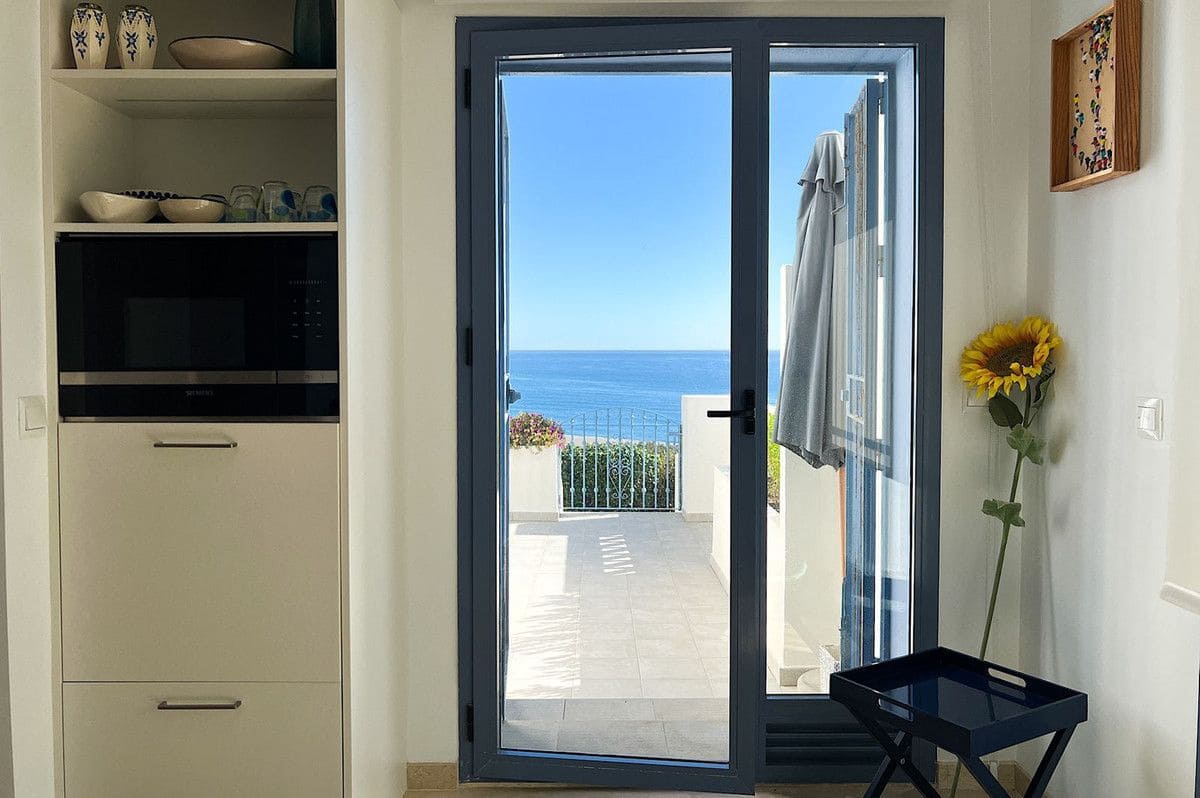 3 slaapkamer Huis te koop in La Alcaidesa - € 875.000 (Ref: 9784590)