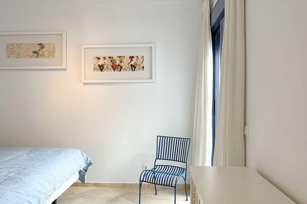 3 slaapkamer Huis te koop in La Alcaidesa - € 875.000 (Ref: 9784590)