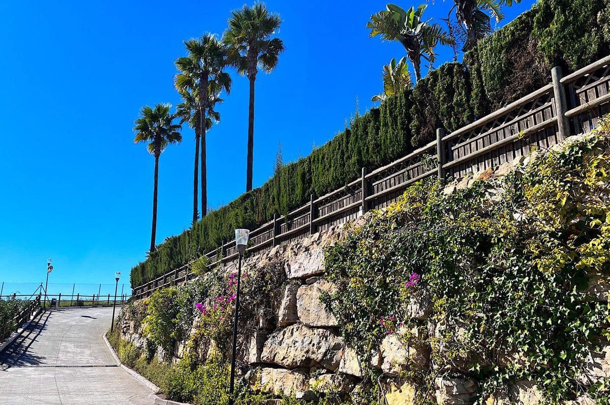 3 slaapkamer Huis te koop in La Alcaidesa - € 875.000 (Ref: 9784590)