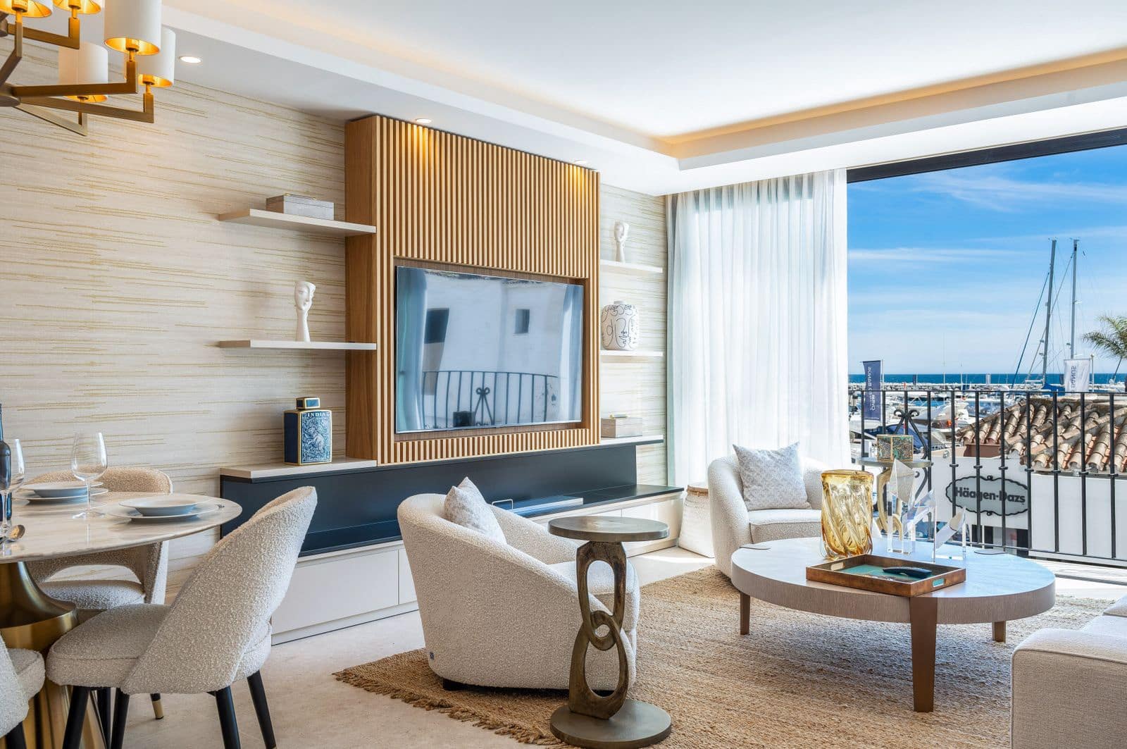 2 bedroom Apartment for sale in Puerto Banus - € 1,245,000 (Ref: 9784591)