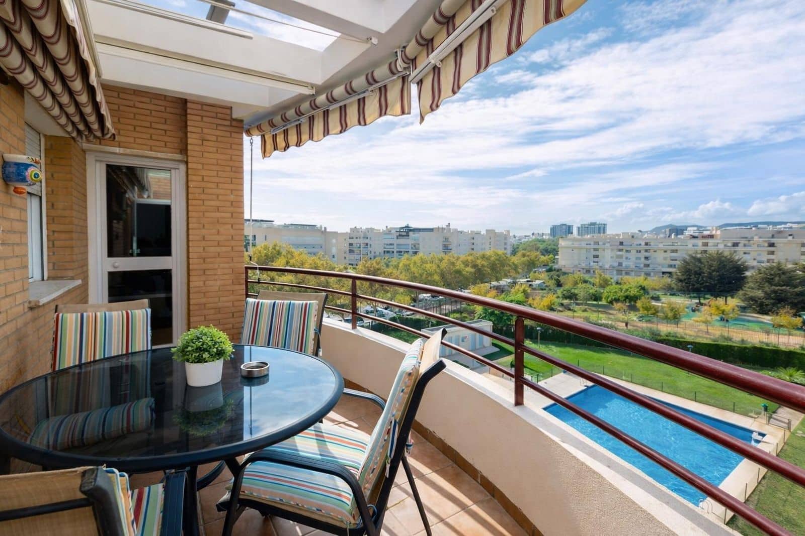 3 soverom Penthouse til salgs i Malaga by - € 489 000 (Ref: 9784592)