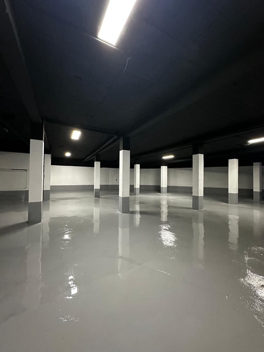 1 bedroom Commercial for sale in San Pedro de Alcantara - € 489,000 (Ref: 9784595)