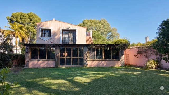 3 chambre Villa/Maison à vendre à Cancelada, Estepona - 899 000 € (Ref: 9784596)