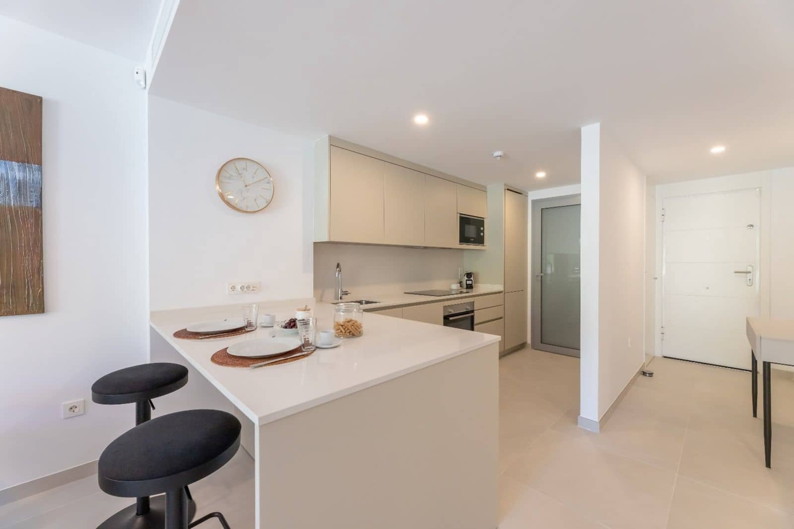 2 bedroom Apartment for sale in Elviria - € 730,000 (Ref: 9784608)