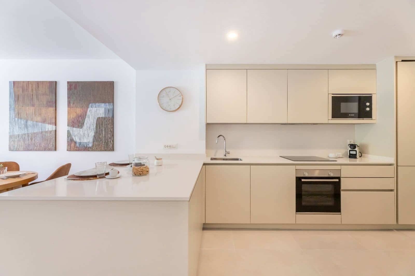 2 bedroom Apartment for sale in Elviria - € 730,000 (Ref: 9784608)