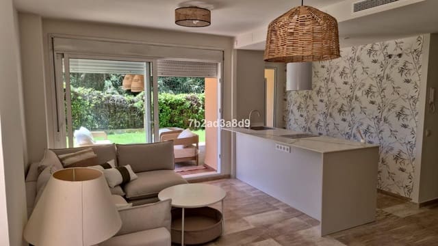 2 soverom Leilighet til salgs i El Rosario, Marbella - € 575 000 (Ref: 9784610)