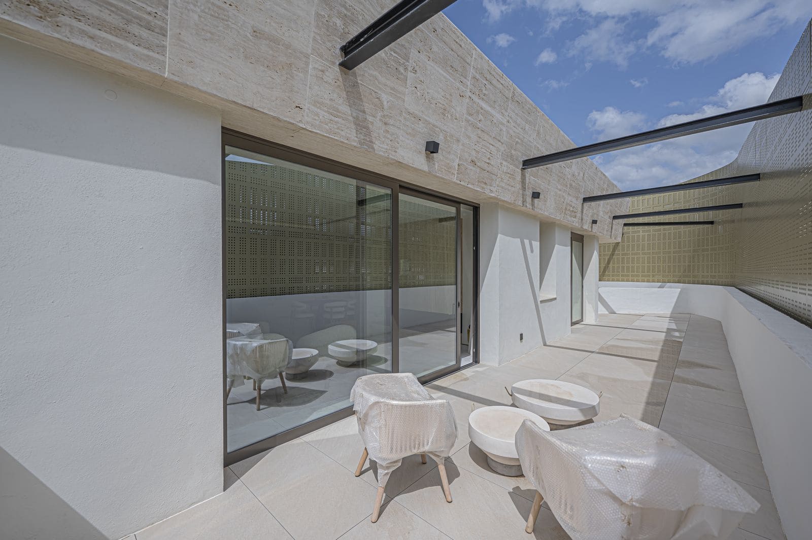 1 bedroom Apartment for sale in Golden Mile - € 1,750,000 (Ref: 9784618)