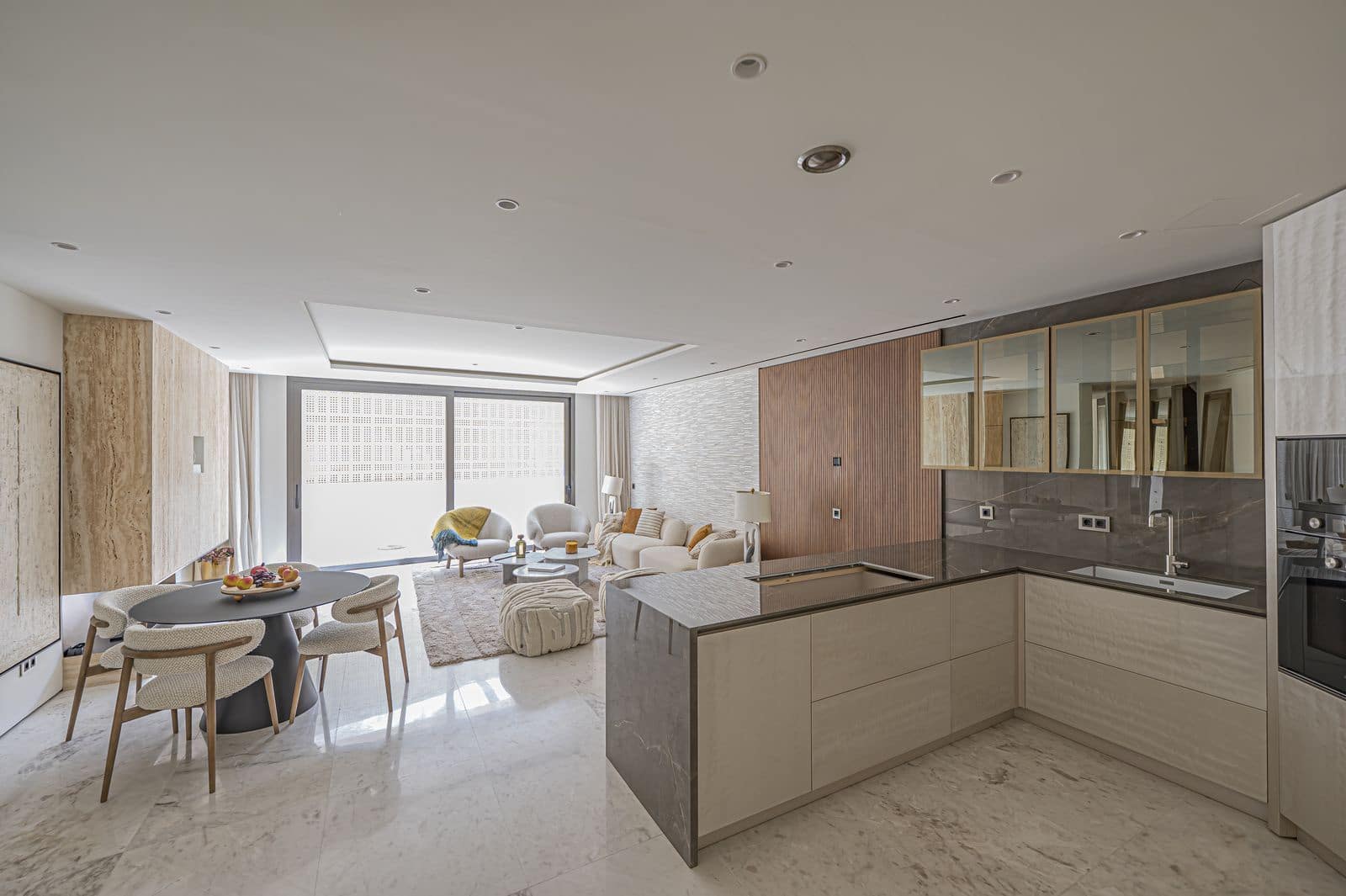 1 bedroom Apartment for sale in Golden Mile - € 1,750,000 (Ref: 9784618)