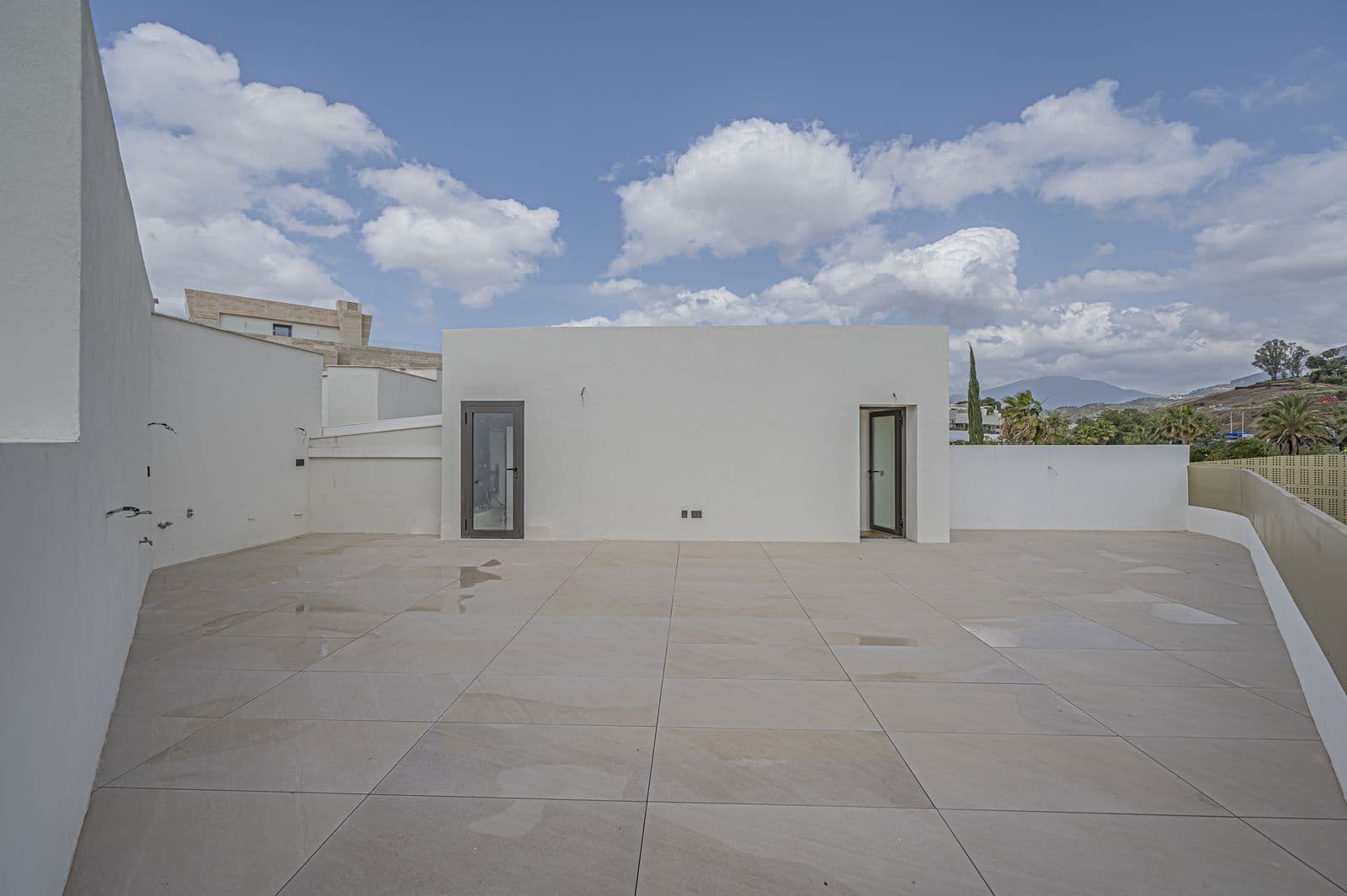 1 bedroom Apartment for sale in Golden Mile - € 1,750,000 (Ref: 9784618)