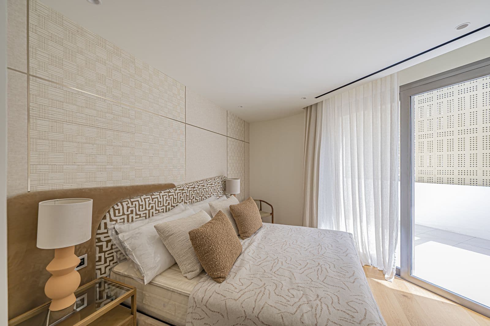 1 bedroom Apartment for sale in Golden Mile - € 1,750,000 (Ref: 9784618)