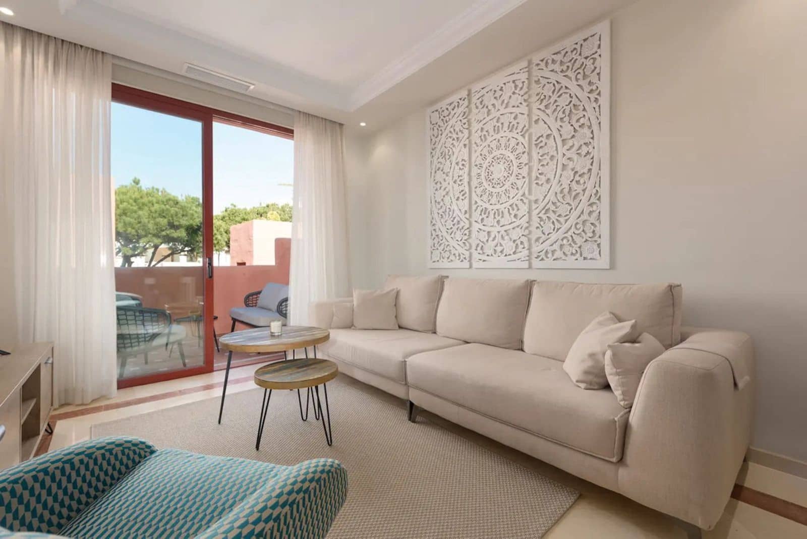 2 bedroom Apartment for sale in Elviria - € 549,000 (Ref: 9784620)