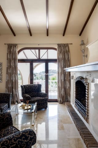 6 soverom Villa til salgs i Arroyo de la Miel, Benalmádena - € 1 690 000 (Ref: 9784626)