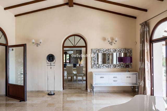 6 soverom Villa til salgs i Arroyo de la Miel, Benalmádena - € 1 690 000 (Ref: 9784626)