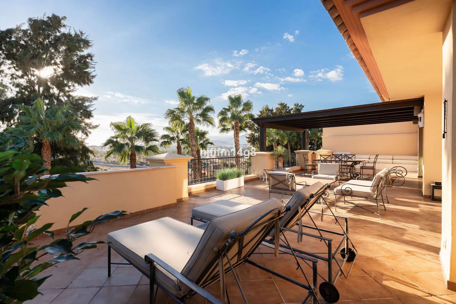 3 sovrum Takvåning till salu i Nueva Andalucia - 1 525 000 € (Ref: 9784628)