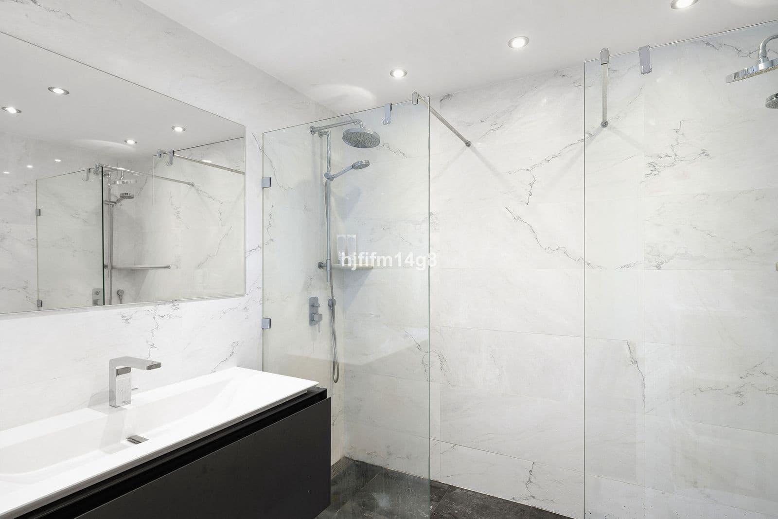 3 sovrum Takvåning till salu i Nueva Andalucia - 1 525 000 € (Ref: 9784628)