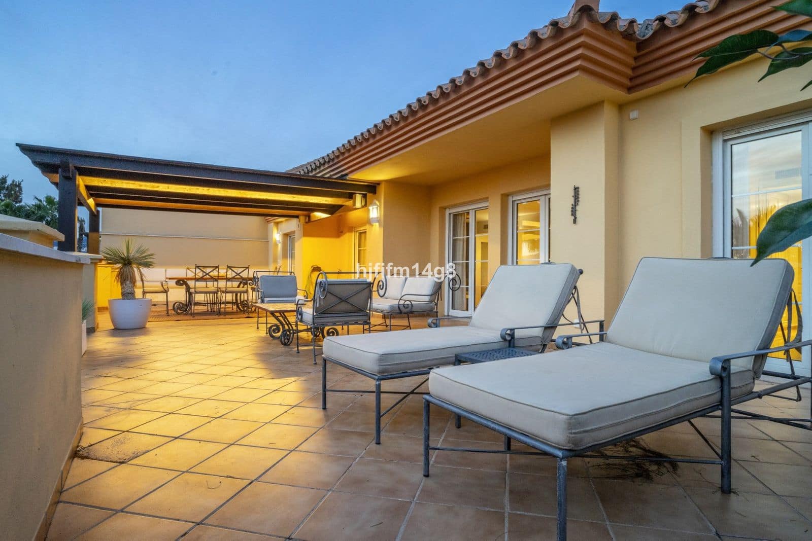 3 sovrum Takvåning till salu i Nueva Andalucia - 1 525 000 € (Ref: 9784628)