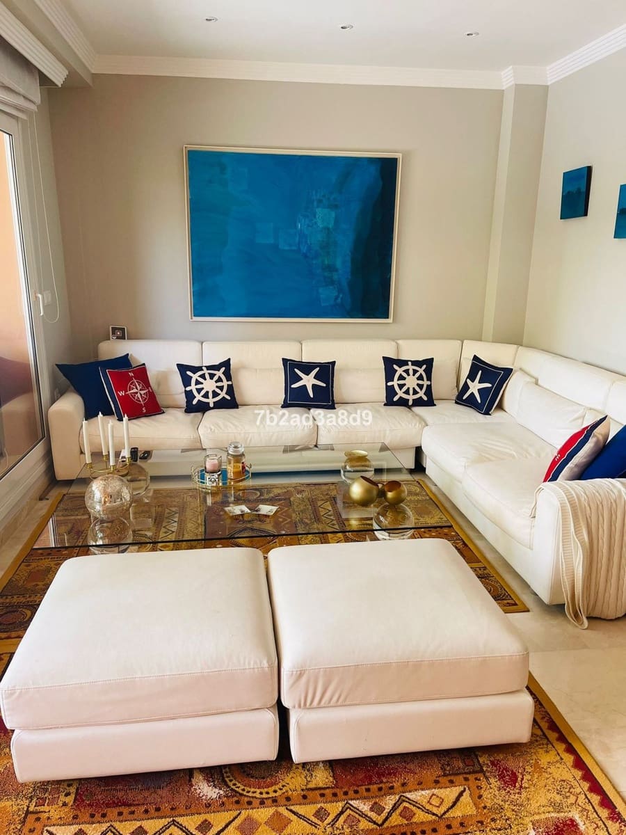 5 soverom Hus til salgs i Bahia de Marbella - € 1 250 000 (Ref: 9784639)