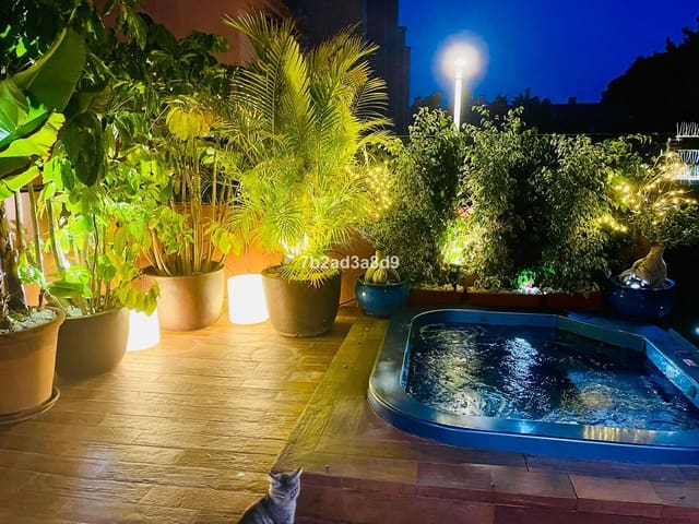 5 soverom Hus til salgs i Bahía de Marbella, Marbella - € 1 250 000 (Ref: 9784639)