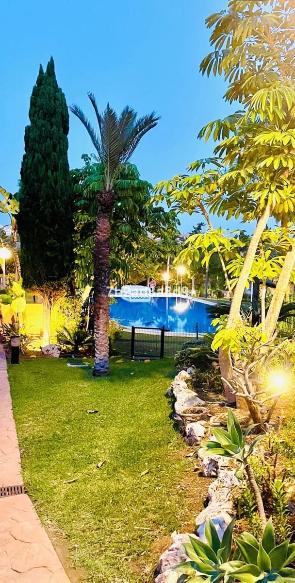 5 soverom Hus til salgs i Bahia de Marbella - € 1 250 000 (Ref: 9784639)