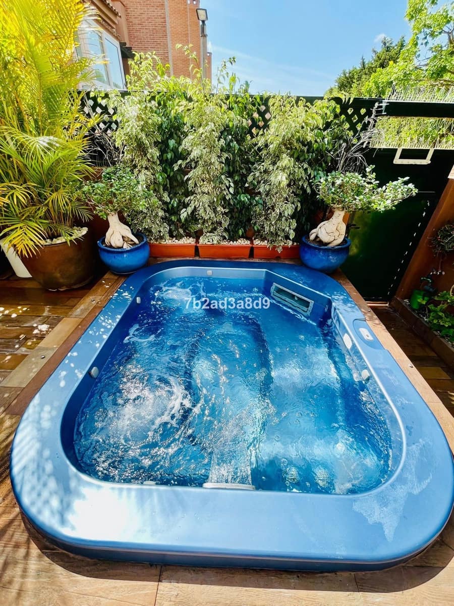 5 soverom Hus til salgs i Bahia de Marbella - € 1 250 000 (Ref: 9784639)