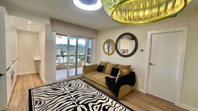 1 slaapkamer Penthouse te koop in Nueva Andalucia, Marbella - € 329.000 (Ref: 9784644)