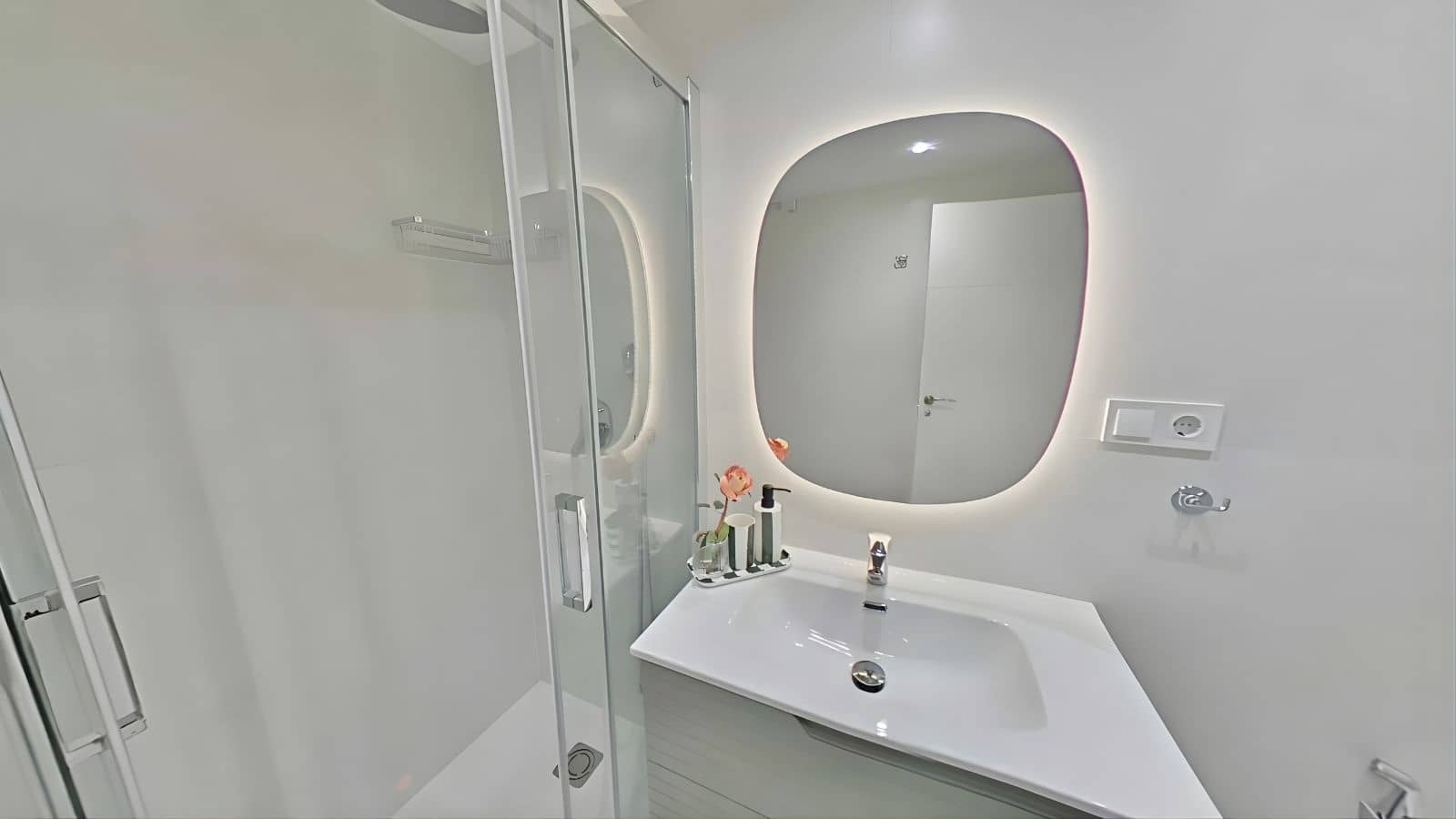 1 slaapkamer Penthouse te koop in Nueva Andalucia - € 329.000 (Ref: 9784644)